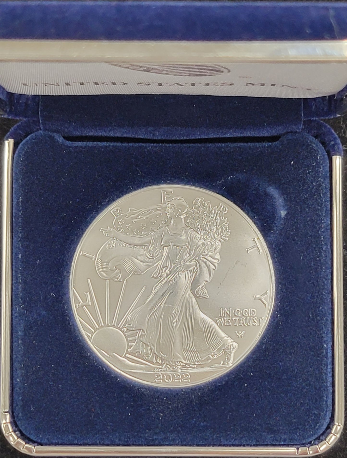 2022-W 1oz. American Silver Eagle W/ Display box and dust sleeve