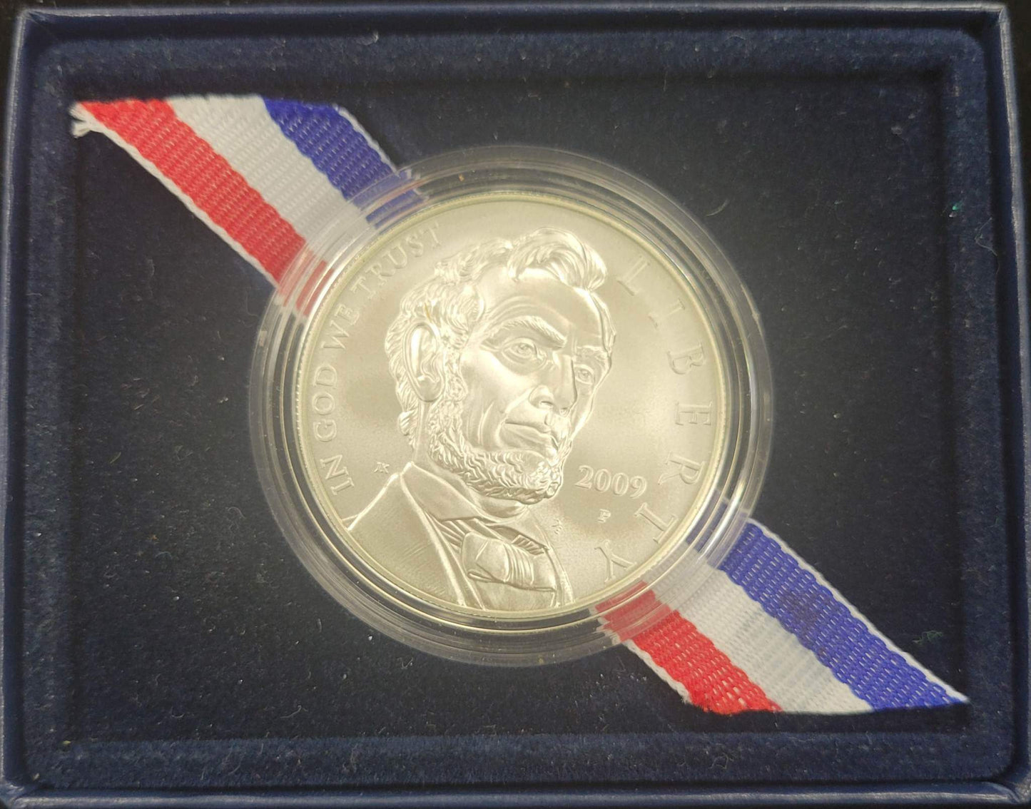 2009 Abraham Lincoln Commemorative Silver Dollar Uncirculated $1