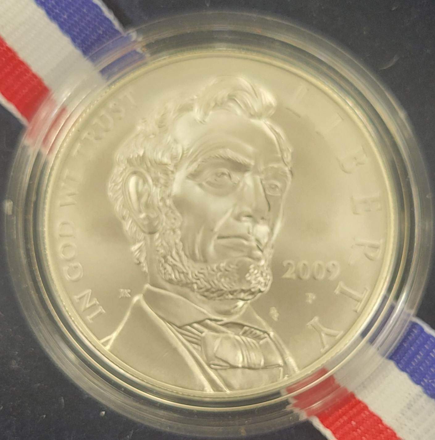 2009 Abraham Lincoln Commemorative Silver Dollar Uncirculated $1