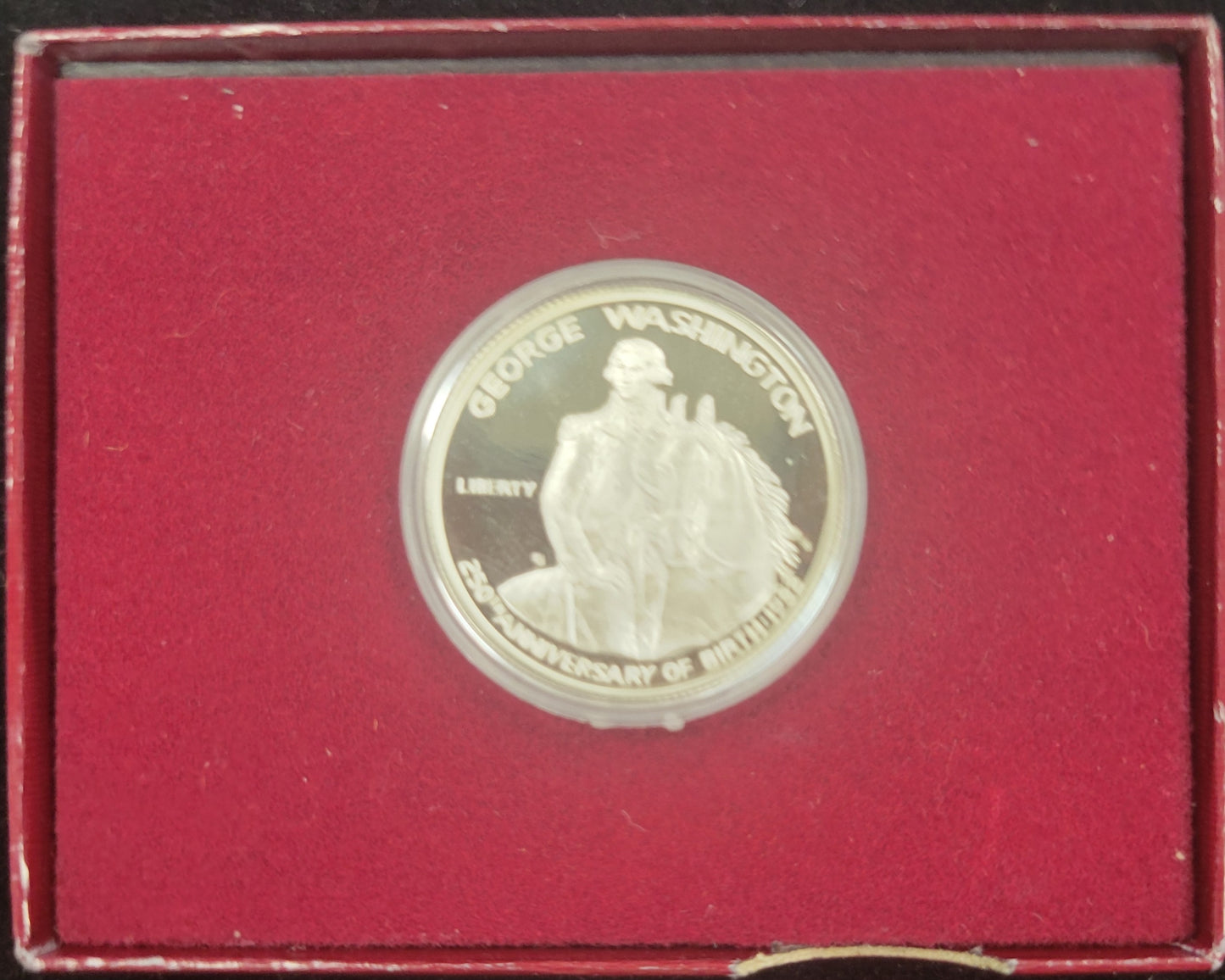 1982-S George Washington 90% Silver Half Dollar Commemorative Coin (w/ Certificate of Authenticy and collectors box)