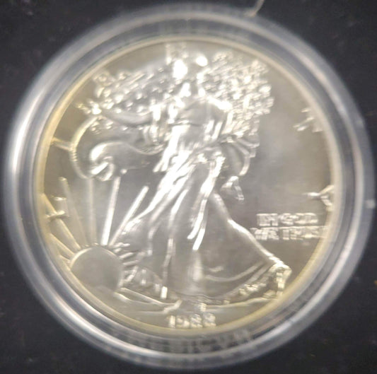 1988 American Eagle Silver Dollar With display case and certificate of authenticity $1